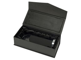 - Награда "Parus", черный