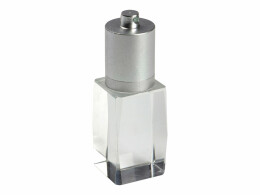 - USB 2.0- флешка на 16 Гб в виде большого кристалла