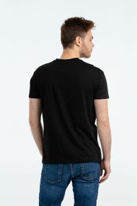 Author's Футболка «Серенада», черная