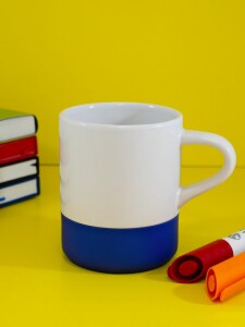 Molti Кружка с силиконовой подставкой Protege , синяя