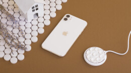 mid-oceangift Беспроводное (15W) зарядное устройство "Sticker" с присосками