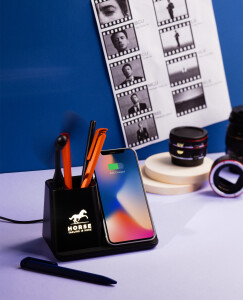 mid-oceangift Карандашница "Black Star" с беспроводным (10W) зарядным устройством, вентилятором и лампой, с подсветкой логотипа