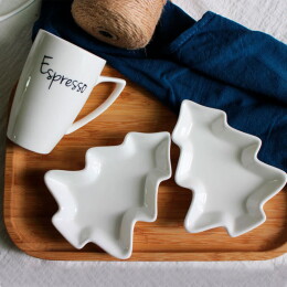 Rusgifts Тарелка для закусок "Елочка" в подарочной упаковке