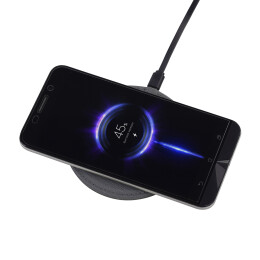 mid-oceangift Настольное беспроводное зарядное устройство "Cool Gray", переработанный пластик (RPET)