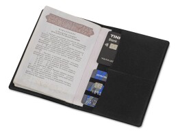Разное Обложка для паспорта с RFID защитой отделений для пластиковых карт "Favor", черная