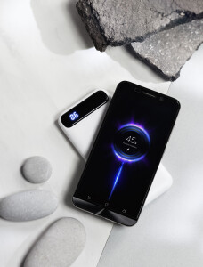 mid-oceangift Беспроводное зарядное устройство "Quantum", 10000 mAh с цифровым индикатором заряда белый