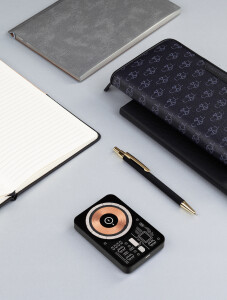 mid-oceangift Беспроводное зарядное устройство "Skeleton" 10000 mAh с функцией MagSafe, прозрачный пластик/алюминий