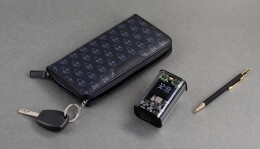 mid-oceangift Зарядное (22.5W) устройство "Inside" 9000 mAh с прозрачным корпусом и цифровым индикатором заряда/напряжения/силы тока