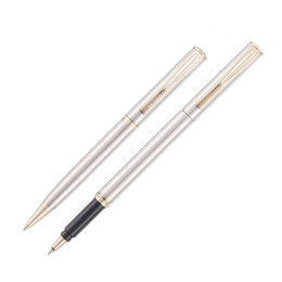 Pierre Cardin Набор Pierre Cardin PEN&PEN: ручка шариковая + роллер. Цвет - серебристый. Упаковка Е.