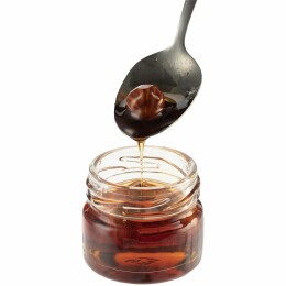 сделано в России Лесные орехи Nutree в сиропе шиповника