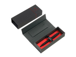 Pierre Cardin Ручка шариковая Pierre Cardin TISSAGE, цвет - черный. Упаковка B-1