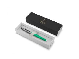 Parker Шариковая ручка Parker Jotter, цвет GREEN, цвет чернил синий, толщина линии M , в подарочной коробке