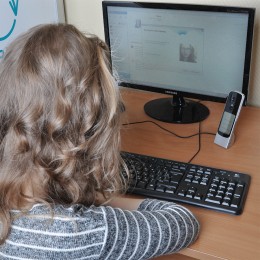 Happy gifts Веб-камера USB настольная с часами, будильником и термометром