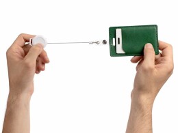 Разное Ретрактор Attach New с ушком под ленту, белый