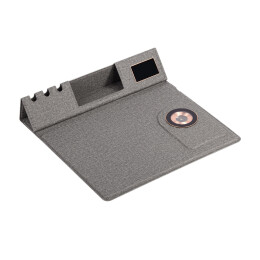 mid-oceangift Настольная складная подставка "Cool Mat" с беспроводным (15W) ЗУ, сенсорной подсветкой логотипа, функцией MagSafe и ковриком для мыши