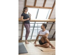 Elevate Borax Мужская футболка с короткими рукавами из переработанного полиэстера, сертифицированного согласно GRS - сплошной черный