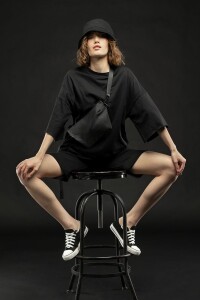 andor Поясная сумка W1, черная