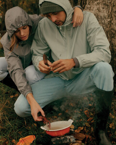 Разное Ветровка Iqoniq Logan из переработанного полиэстера AWARE™, унисекс, 70 г/м²