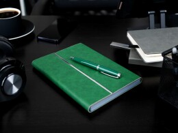 Разное Ручка шариковая Letra Chrome, глянцевая, черная