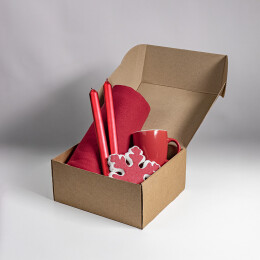 Happy gifts Набор подарочный MOOD: плед, кружка, игрушка, свечи; красный