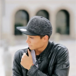 Textile Бейсболка BOOST, 6 клиньев, пластиковая застежка