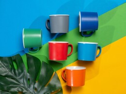 Разное Матовая кружка Nancy 360 мл цветная снаружи, белая внутри, голубой (Р)