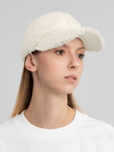 Manevr Бейсболка Oblako, утепленная, молочно-белая