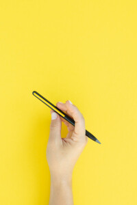 Разное Карандаш GrafeeX с желтым клипом в чехле