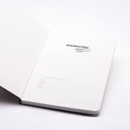 Разное Блокнот линованный Pininfarina Banksy Крыса из каменной бумаги, А5