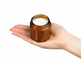 сделано в России Свеча ароматическая Calore, кедр и кожа