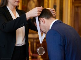 Разное Медаль Brilliart