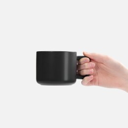 Molti Чашка Jumbo в коробке матовая, черная