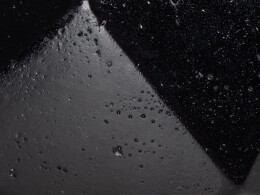 KIANA Свеча в декоративном стакане "Geometry", черный