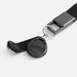 Разное Брелок с карабином Rengas, черный