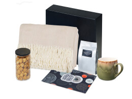 Разное Подарочный набор «Re:y. Haven» с пледом, кружкой и чаем
