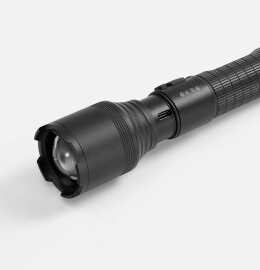 Разное Фонарь аккумуляторный с фокусировкой луча FarSee, черный