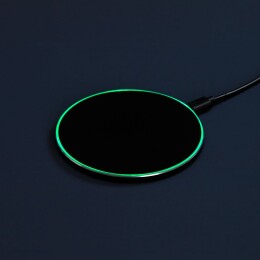 Molti Беспроводное зарядное устройство с подсветкой Lightcore, черное