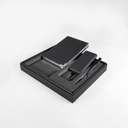 Happy gifts Набор подарочный KENNEDY: ежедневник, ручка и power bank в коробке с ложементом