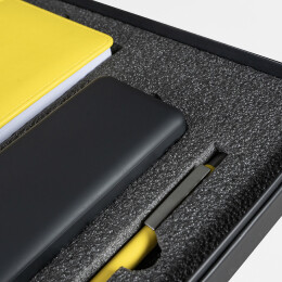 Happy gifts Набор подарочный ZAP 20: ежедневник, ручка и power bank в коробке с ложементом