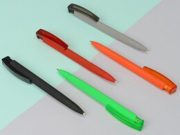UMA Ручка шариковая трехгранная UMA «TRINITY K transparent GUM», soft-touch, черный